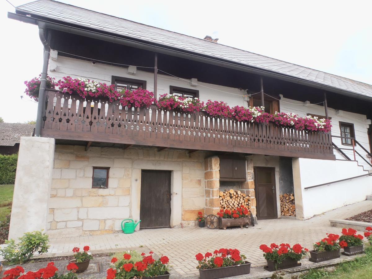 Roubenka Doubravice Villa Hruba Skala Ngoại thất bức ảnh