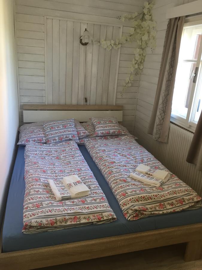 Roubenka Doubravice Villa Hruba Skala Ngoại thất bức ảnh